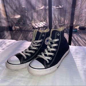 Black converse, size 3